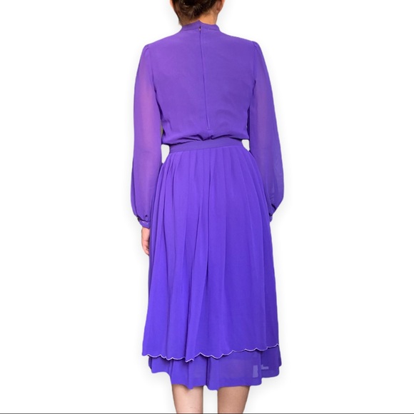 Vintage Ultraviolet Prairie Dress with Skirt Apron - Picture 6 of 8